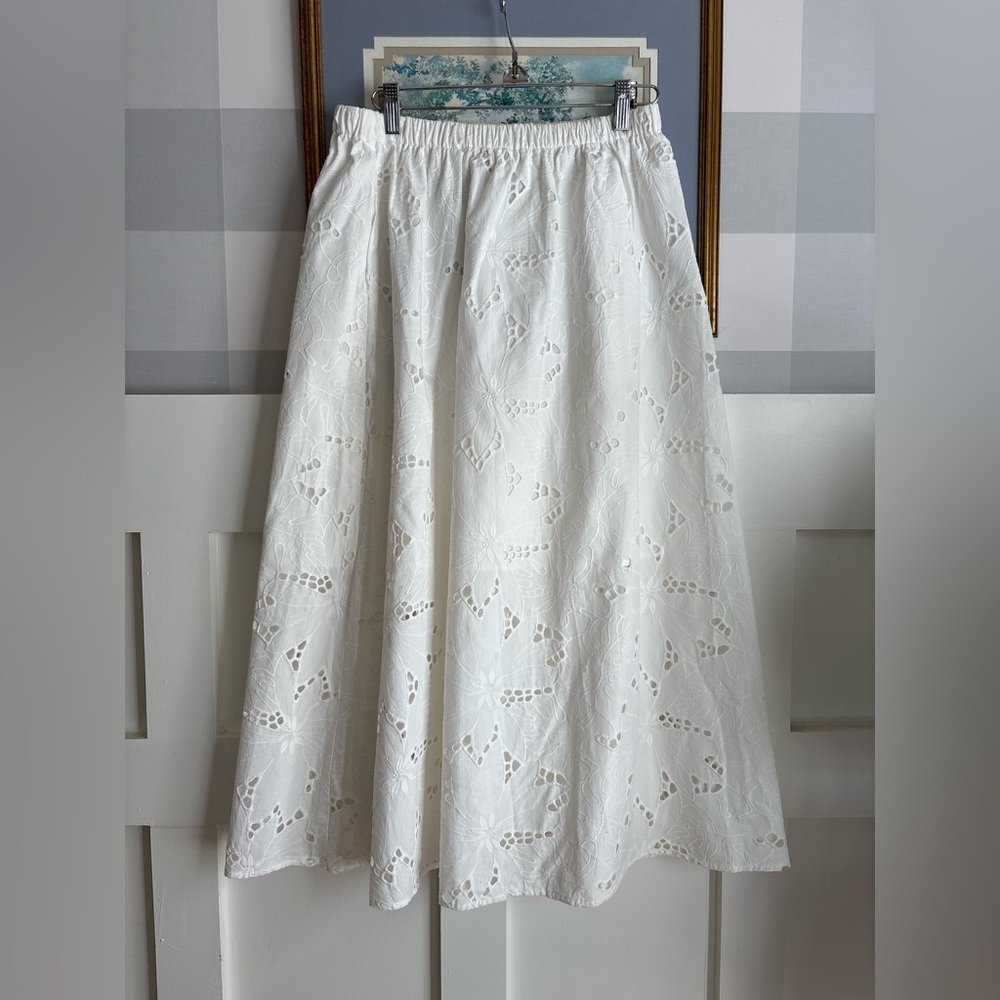 H&M White Eyelet A-Line Skirt